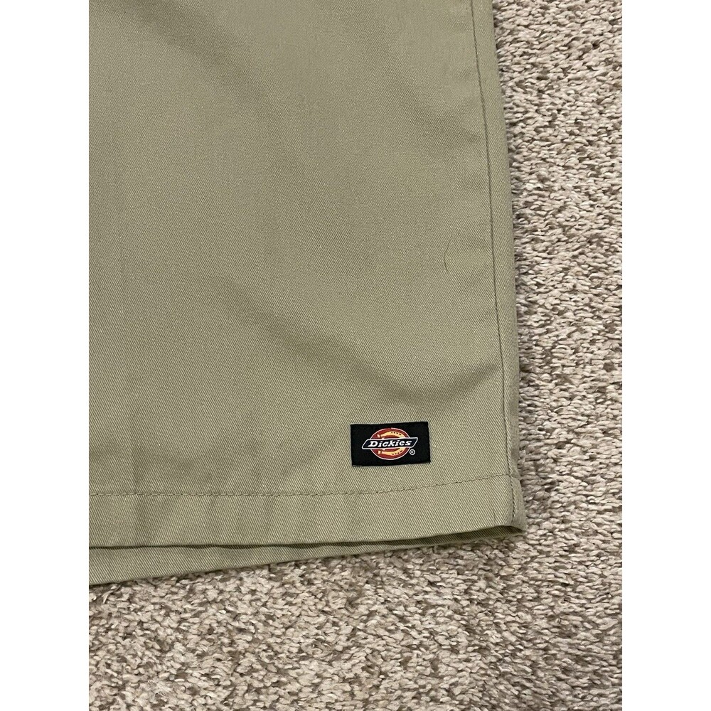 Men's Dickies Flat Front Loose Fit Work Shorts Khaki Size 44 - Picture 3 of 4